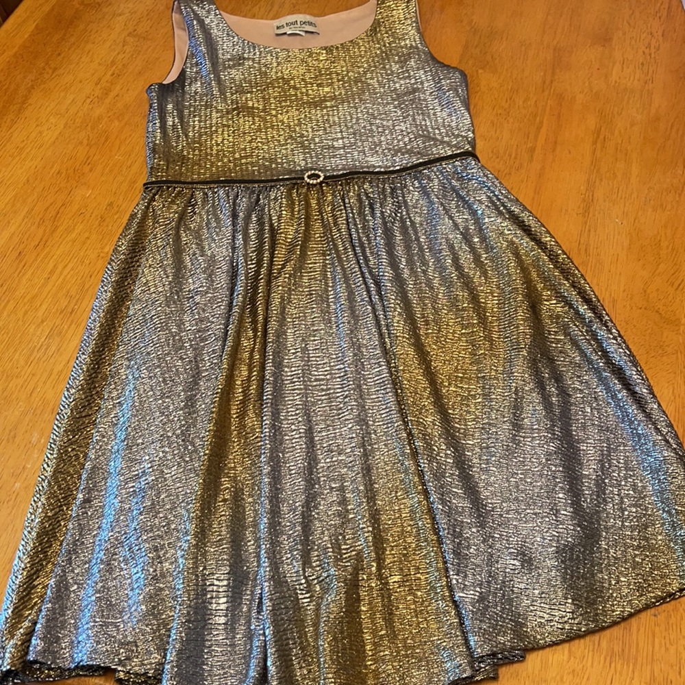 3 dresses - Picture 7 of 9